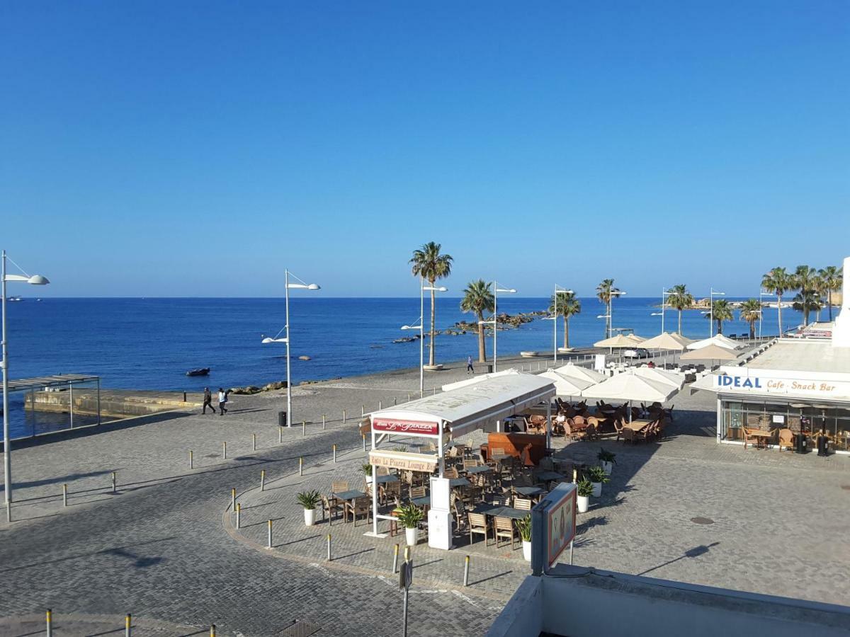Lighthouse By The Sea Lovely 2Bdr Apartment Paphos Exterior photo