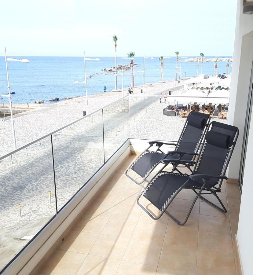 Lighthouse By The Sea Lovely 2Bdr Apartment Paphos Exterior photo